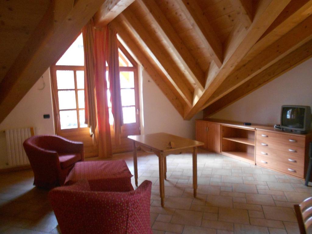 Residence Le Orchidee Bormio Ruang foto